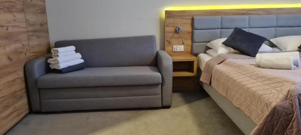 Aparthotel Apartamenty Czarna Gora 217 Шенна Екстериор снимка